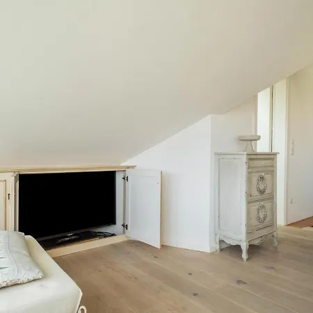 Apartament Haus See- Und Saentisblick Dg Friedrichshafen